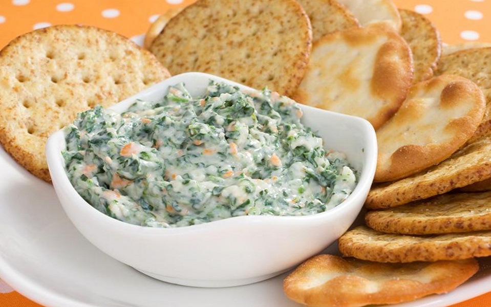 Low-fat spinach dip